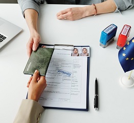 تکمیل مدارک سفارت و ویزا